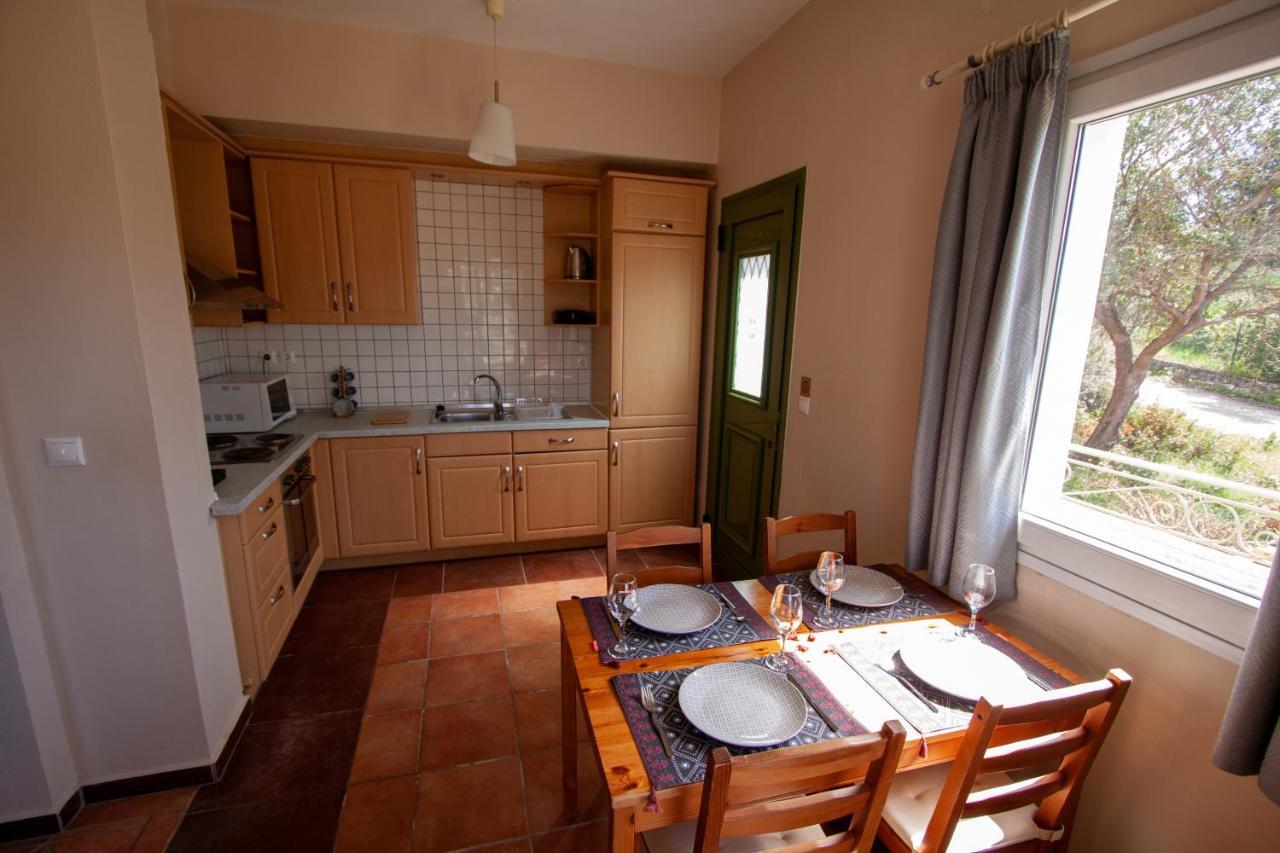 Mouse House Apartment Gouvia Luaran gambar